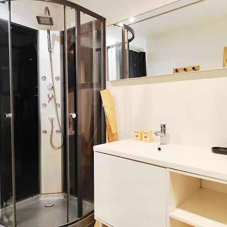 Apartment Le Conti Chic Et Confortable By La Maison Michelet